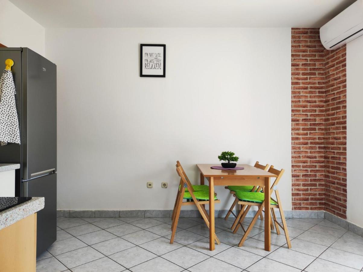 Apartment Rose Đảo Krk Ngoại thất bức ảnh