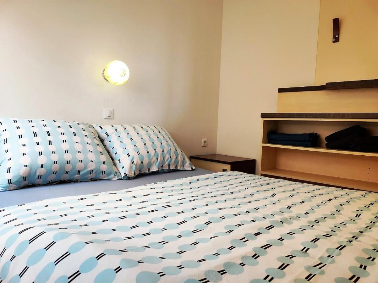 Apartment Rose Đảo Krk Ngoại thất bức ảnh