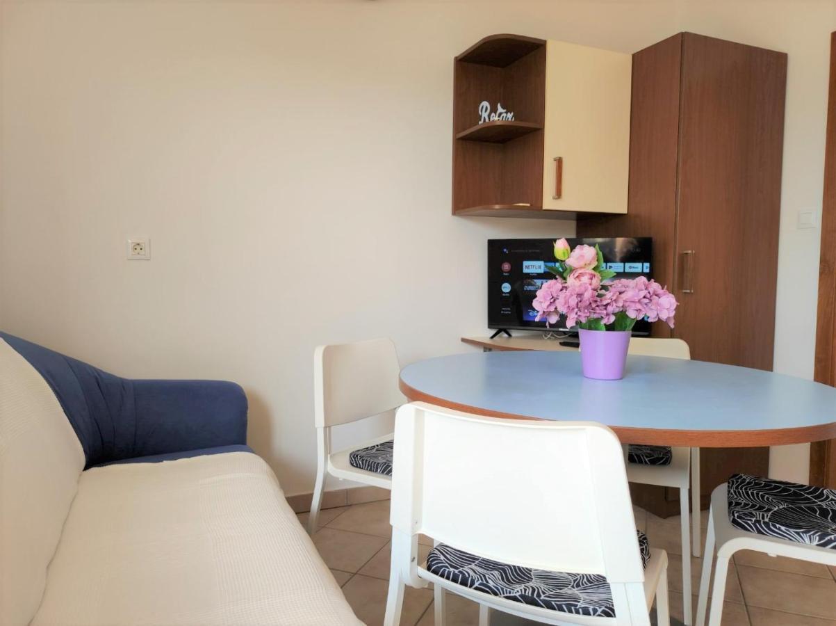 Apartment Rose Đảo Krk Ngoại thất bức ảnh