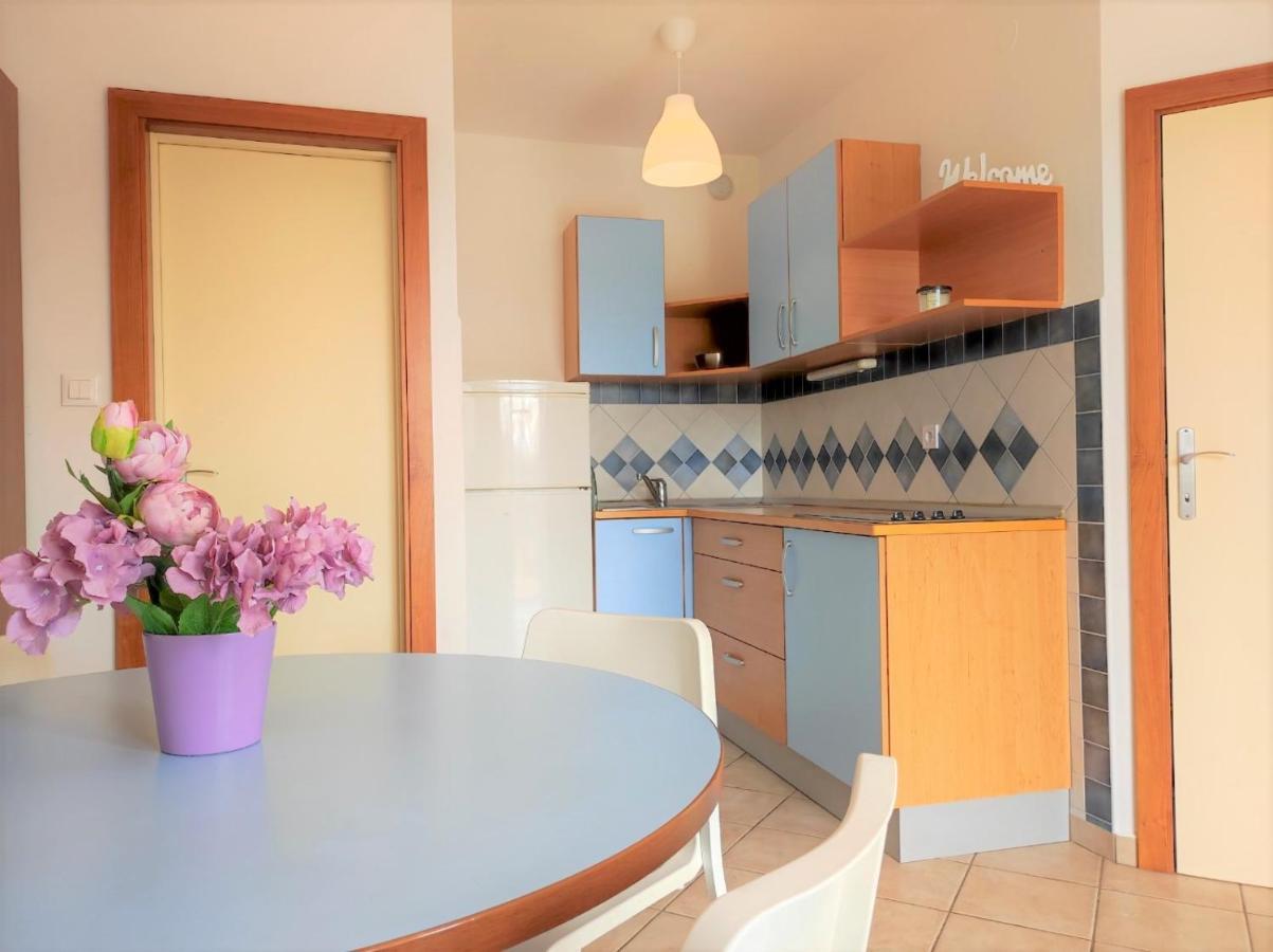 Apartment Rose Đảo Krk Ngoại thất bức ảnh